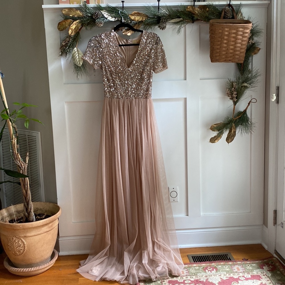 Beautiful pink sequin dress. NWT
